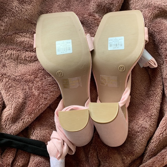 Baby Pink tie up Heels - Picture 2 of 2